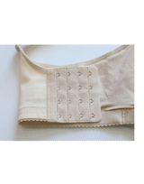 Modischer Spitzen-BH nach Operation mit Taschen – Hautfarben