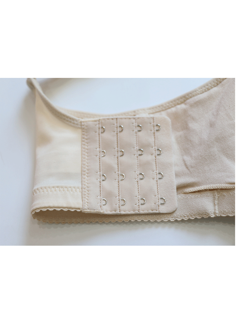 Fashionable lace post-surgery bra with pockets – skin tone
