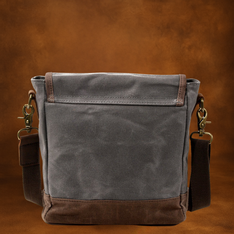 Jett™ | Small Sling Bag – Compact