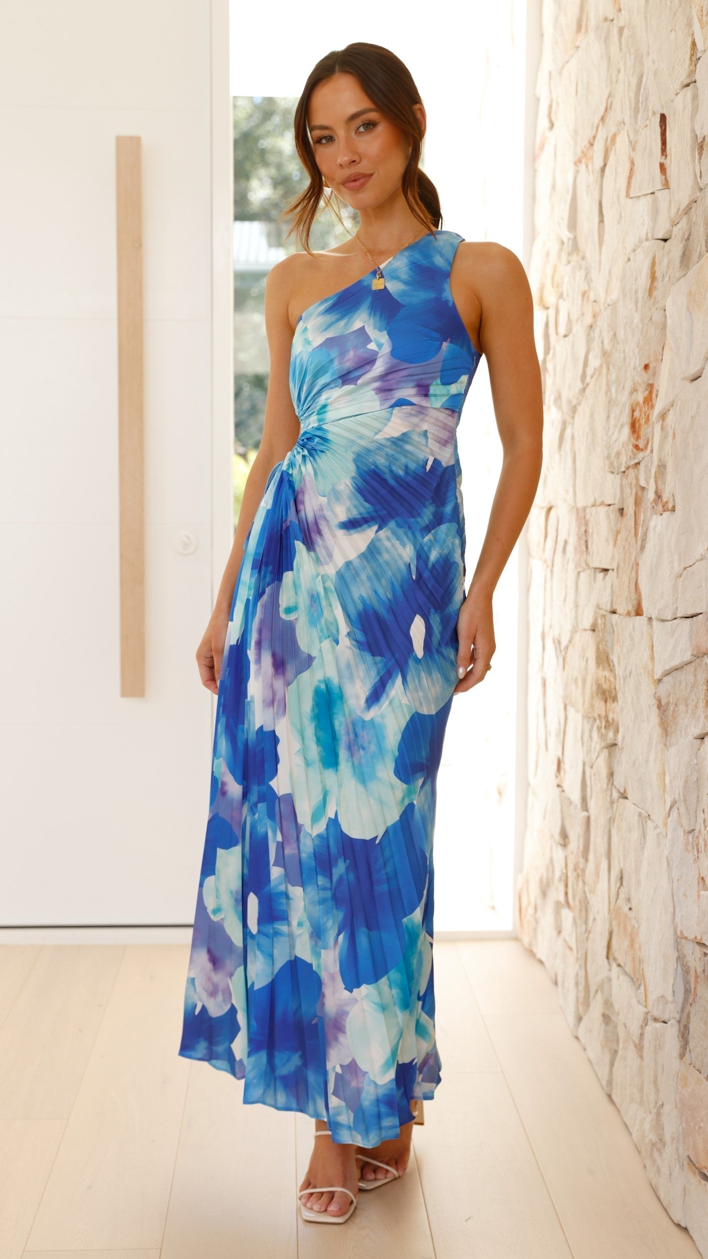 Sienna™ | Elegant maxi dress with cut-out 