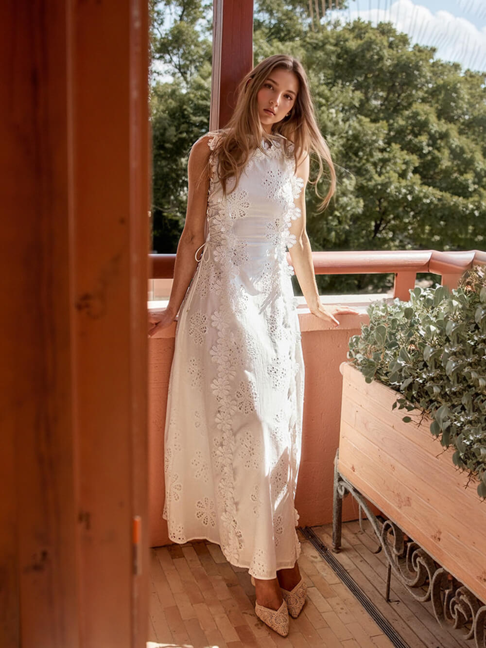 Greta™ | Elegant dress with cut-outs