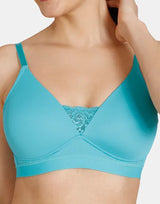 Lightly padded, wireless T-shirt bra – turquoise
