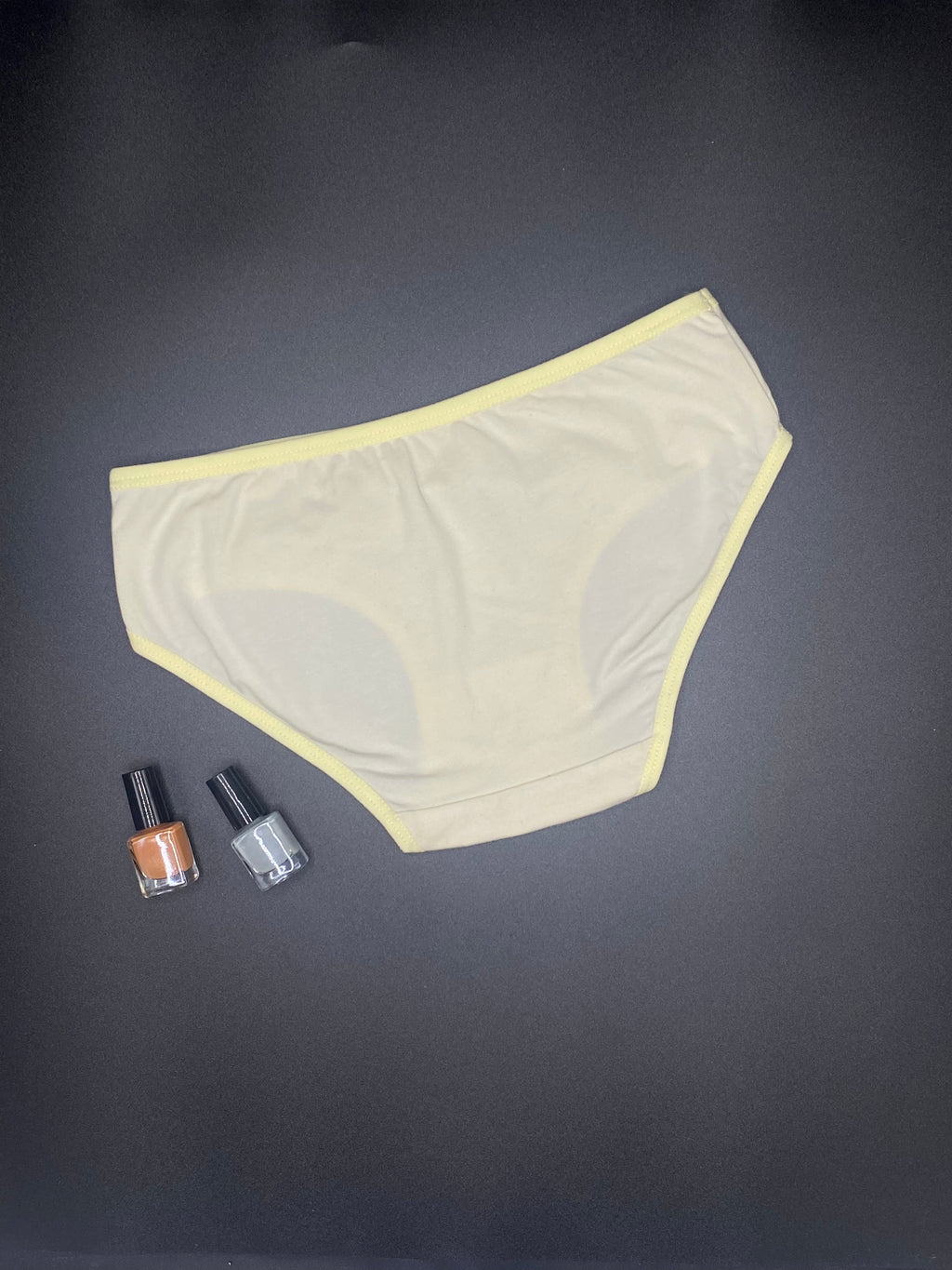 LOSHA SUPER COMFORTABLE COTTON PANTIES - LIGHT YELLOW