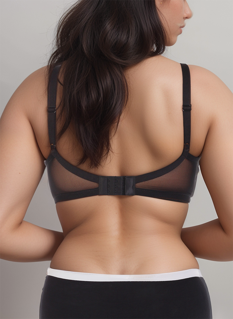 Full Coverage Bra, Super Support, Seamless Molded Cups, Minimizer – Black