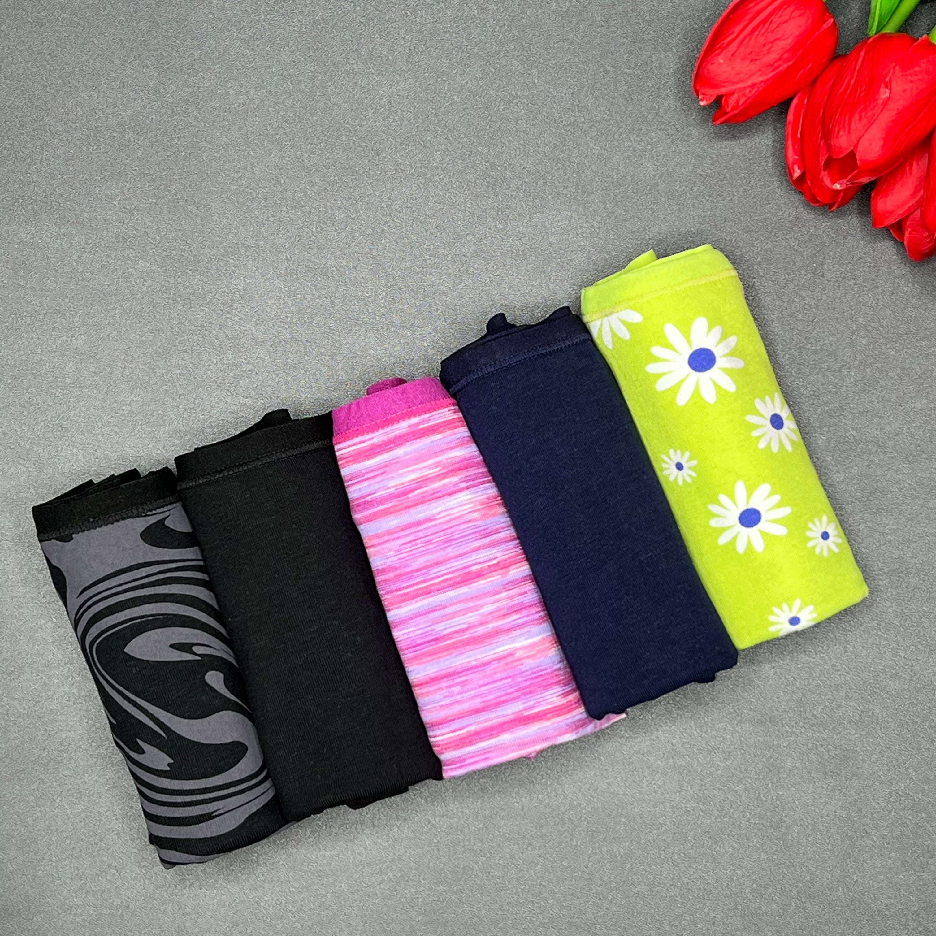 PACK OF 5 SUPER SOFT COTTON STRETCH PRINTED BIKINI BRIEFS - DAISIES