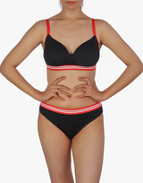 Lightly padded non-wire T-shirt bra with matching panty – Black