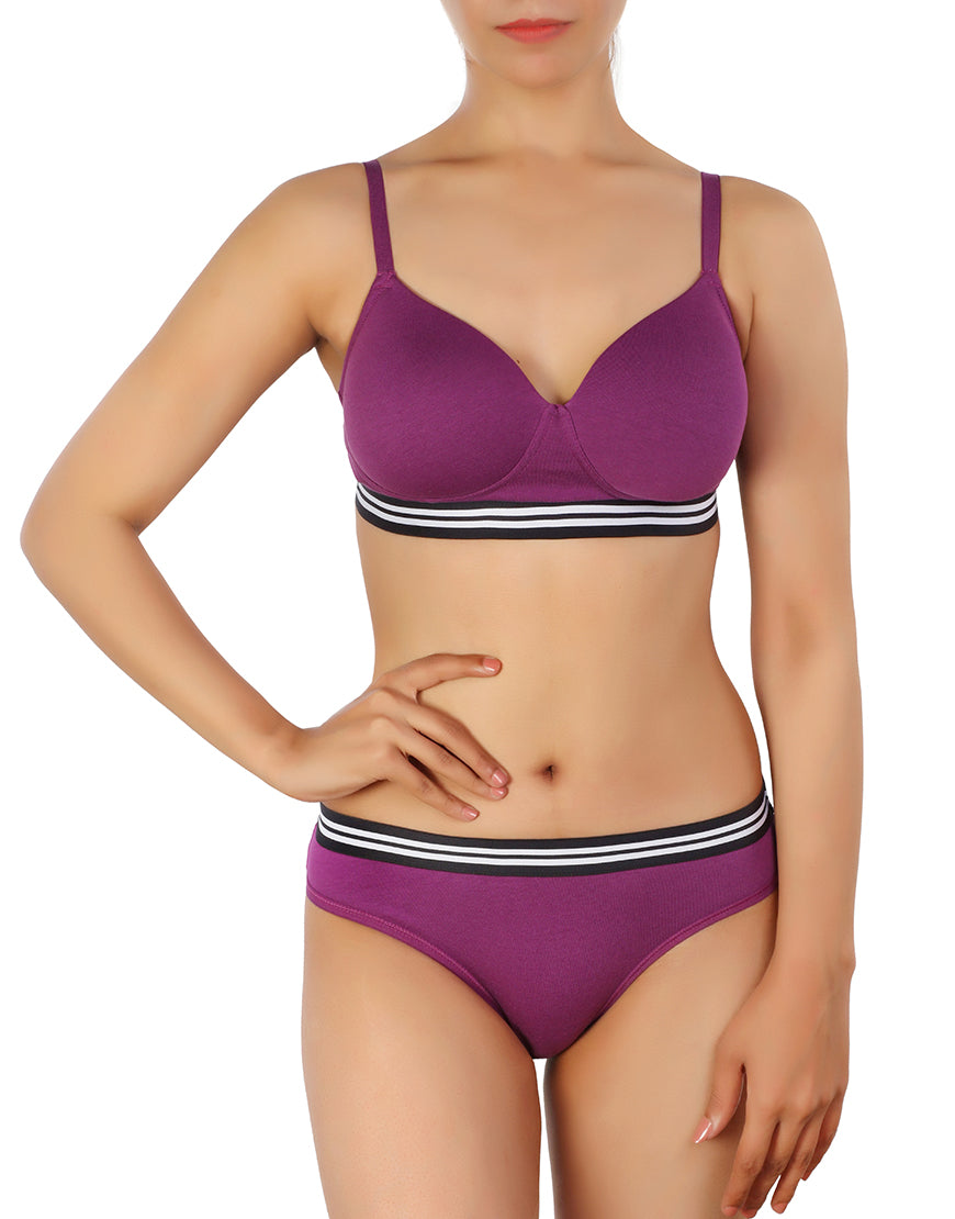 Lightly padded non-wire T-shirt bra with matching panty – Purple