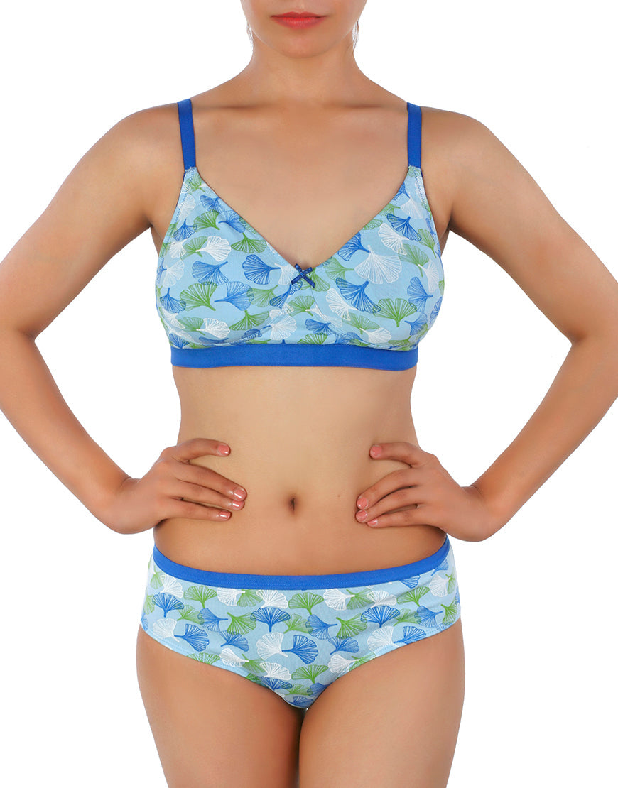 Double-layered cotton wirefree bra with matching panty – Blue