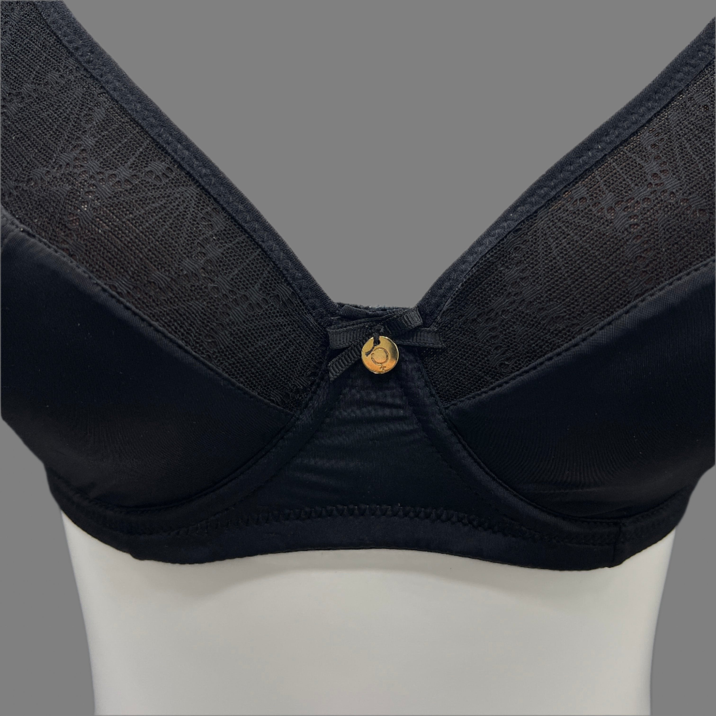 Losha Curvy Double Layer Minimizer Underwire Bra with Lace Detail – Black