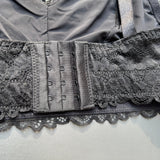 Losha Curvy Doppellagiges Bralette aus durchgehender Spitze – Schwarz