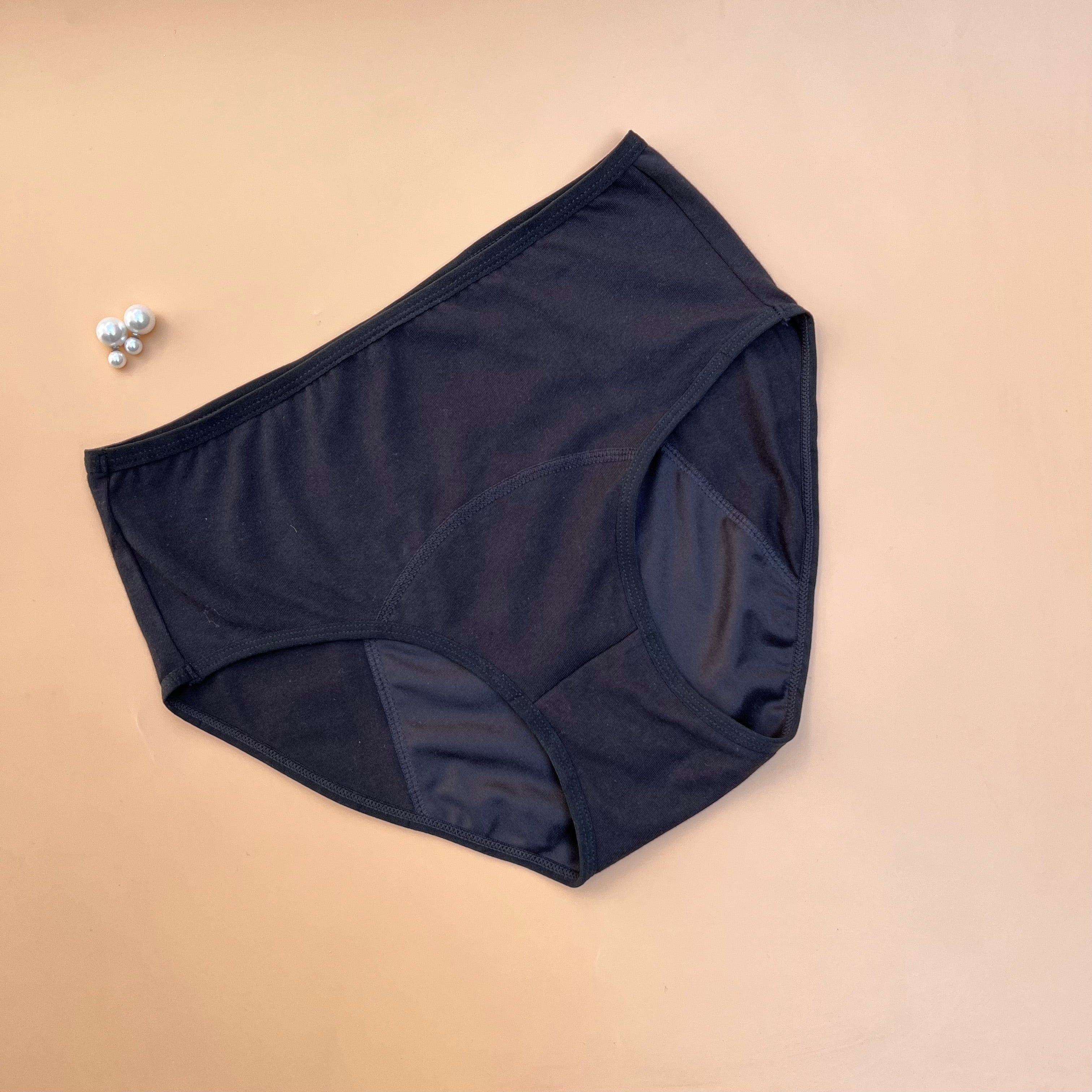 SUPER SOFT COTTON HIGH-WAIST PERIOD PANTIES - BLACK