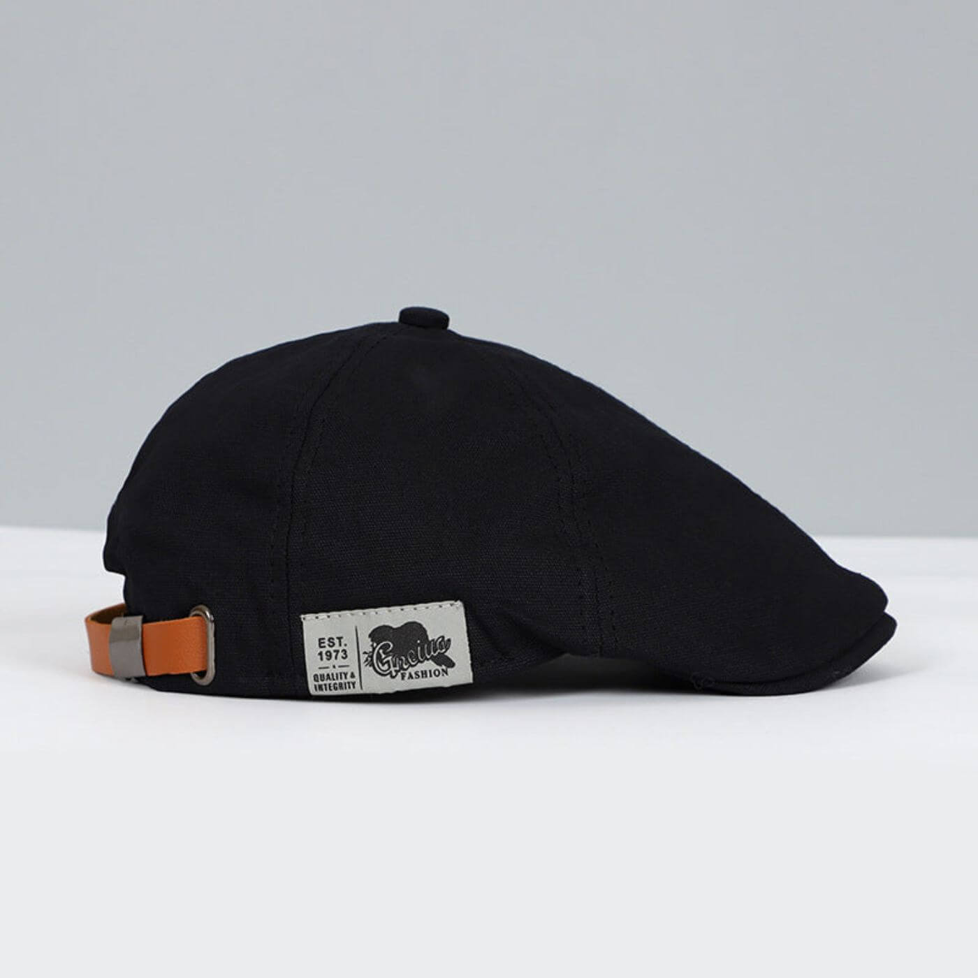 Ralven™ | Hat with timeless style