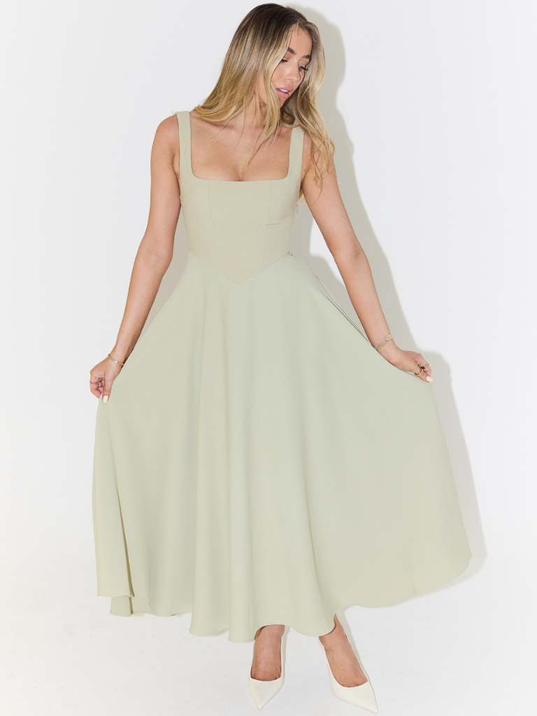 Lucinda™ | Dress in purple elegance