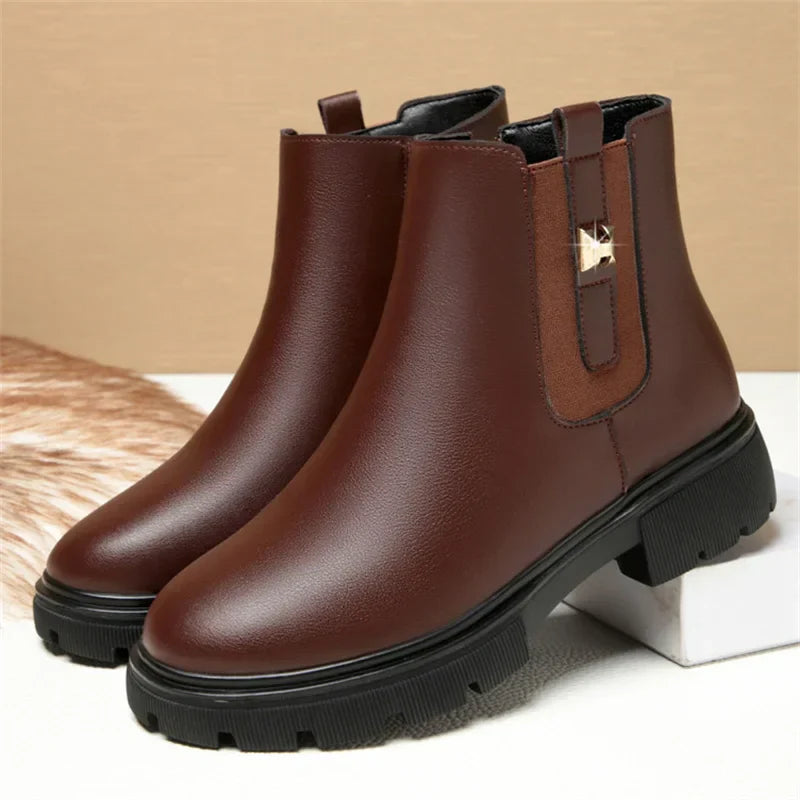 Ayla – Orthopedic boots 