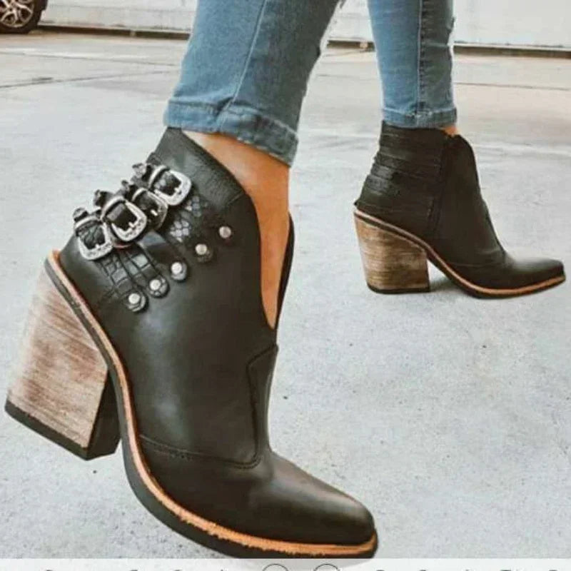 Glenna – Orthopedic boots