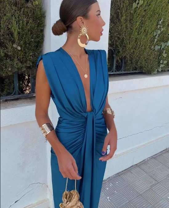 Crocetta™ | Elegant neckline dress