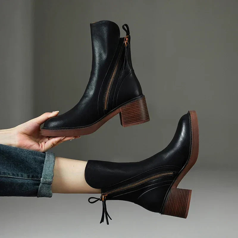 Mila – Orthopedic boots 