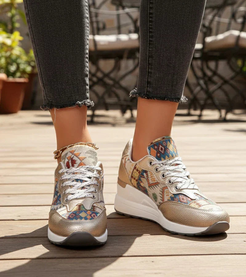 CÉDRIA™ | SNEAKERS WITH A STYLISH PATTERN