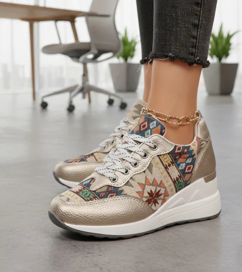 CÉDRIA™ | SNEAKERS WITH A STYLISH PATTERN