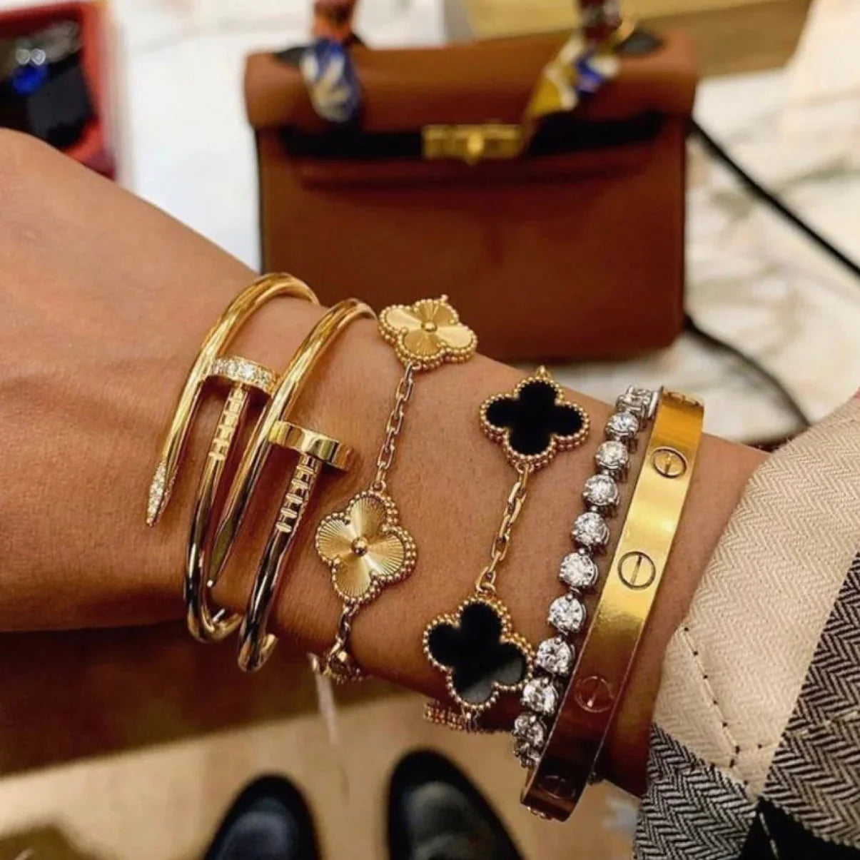 MiamiLight™ | Ebony Harmony Collection